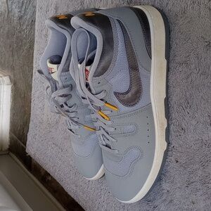 New Nike Attack SP Social Status Edition